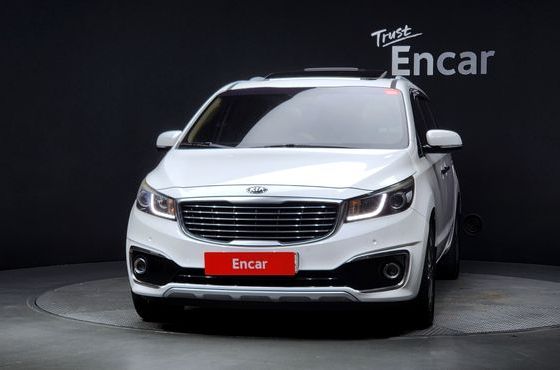 Kia Carnival 9-seater Prestige — пробег 177 810 км — фото 3 из 5