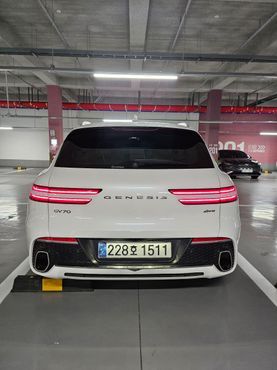 Genesis GV70 2.5T Gasoline AWD — пробег 14 743 км — фото 4 из 5