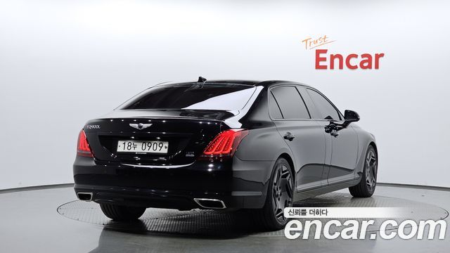 Genesis EQ900 5.0 GDI AWD Limousine Prestige — пробег 206 989 км — фото 2 из 5