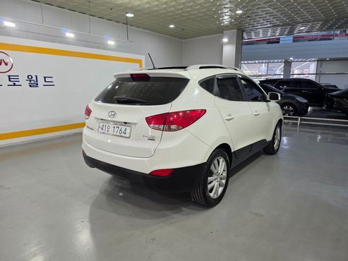Hyundai Tucson Diesel 2WD LX20 Luxury — пробег 133 840 км — фото 5 из 5