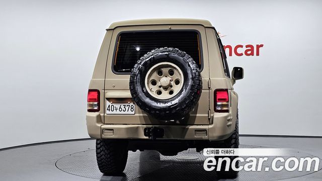 Hyundai Galloper Long-Body V6 Gold Gold — пробег 151 608 км — фото 4 из 5