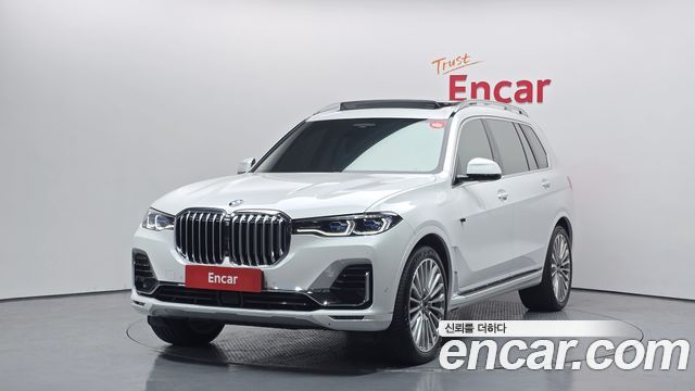 BMW X7 xDrive 40i Design Pure Excellence 6-Seater — пробег 18 101 км — фото 1 из 5