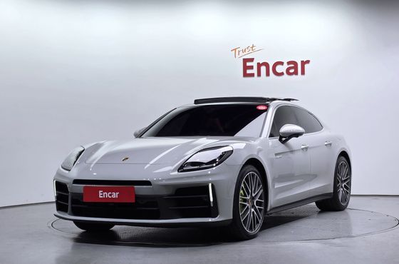 Porsche Panamera 2.9 AWD E-Hybrid — пробег 12 542 км — фото 1 из 5