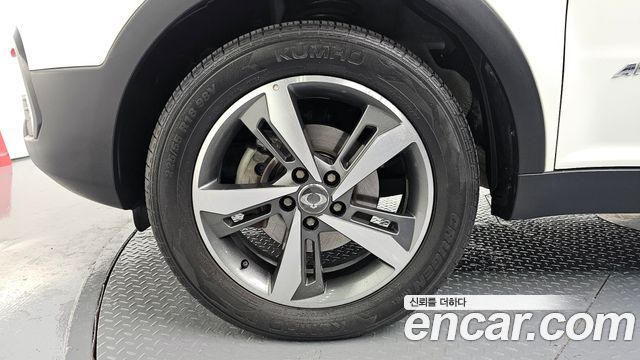 Ssangyong KORANDO из Кореи Encar