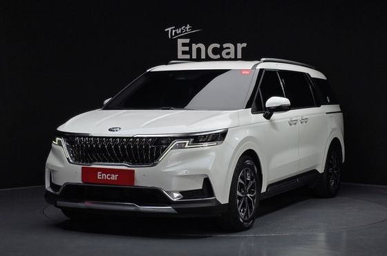 Kia Carnival 9-Seater Noblesse — пробег 66 130 км — фото 1 из 5