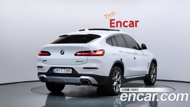 BMW X4 xDrive20i xLine — пробег 31 012 км — фото 2 из 5