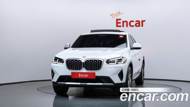 BMW X4 xDrive20i xLine — пробег 31 012 км — фото 3 из 5