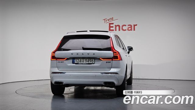 Volvo XC60 B5 Inscription — пробег 48 895 км — фото 4 из 5