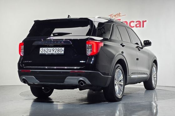 Ford Explorer 2.3 LimIted 4WD — пробег 85 978 км — фото 2 из 5