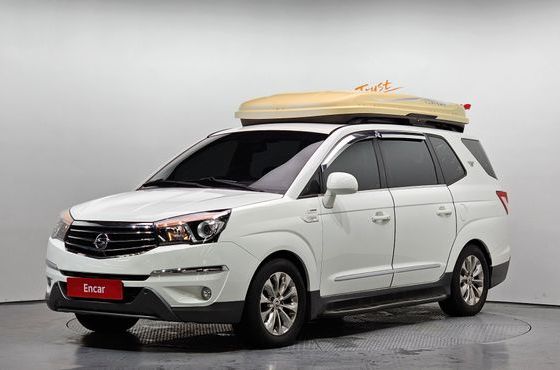 Ssangyong KORANDO 4WD Outdoor Edition 9-seater — пробег 168 754 км — фото 1 из 5