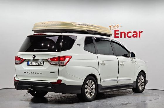 Ssangyong KORANDO 4WD Outdoor Edition 9-seater — пробег 168 754 км — фото 2 из 5