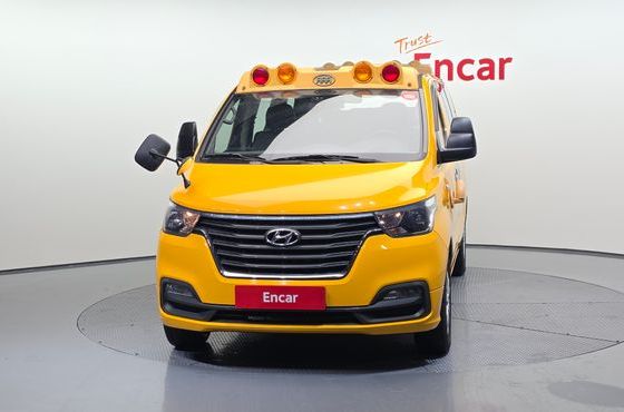 Hyundai Starex School Bus LPi — пробег 157 944 км — фото 3 из 5