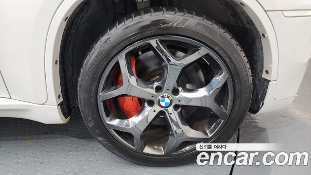 BMW X6M 4.4 — пробег 160 984 км — фото 5 из 5