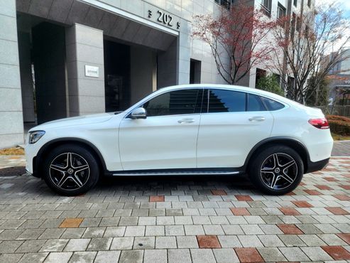 Mercedes-Benz GLC-Class GCL300 4MATIC Coupe — пробег 26 000 км — фото 4 из 5