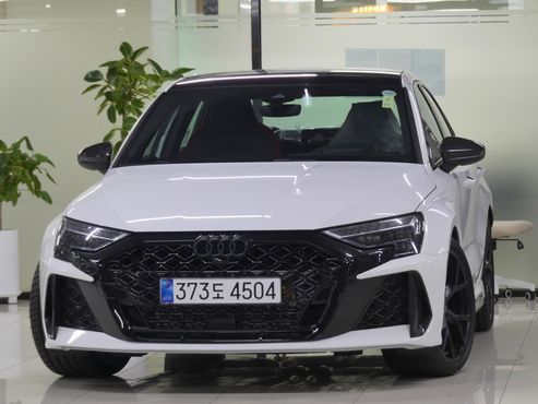 Audi RS3 2.5 TFSI Quattro Carbon Edition — пробег 58 км — фото 1 из 5