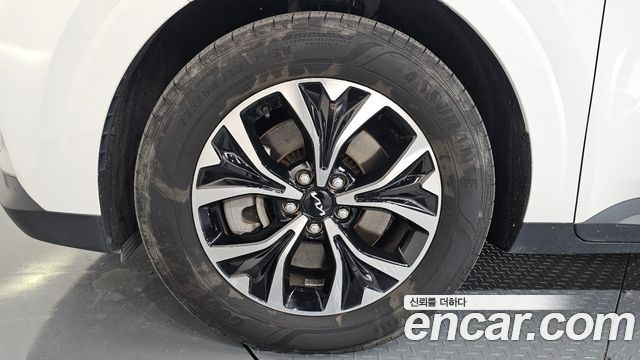 Kia Carnival 9-Seater Prestige — пробег 53 379 км — фото 5 из 5