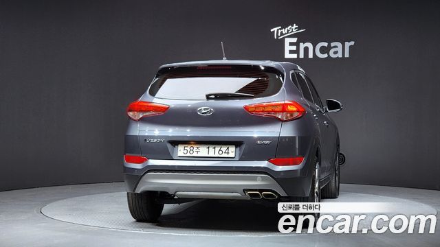 Hyundai Tucson Diesel 2.0 2WD Modern — пробег 129 583 км — фото 4 из 5