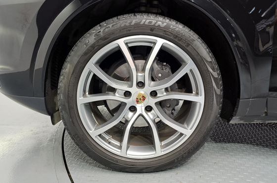 Porsche Cayenne 3.0 PLATINUM EDITION — пробег 63 301 км — фото 5 из 5