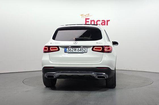 Mercedes-Benz GLC-Class GLC220 d 4MATIC — пробег 37 966 км — фото 4 из 5