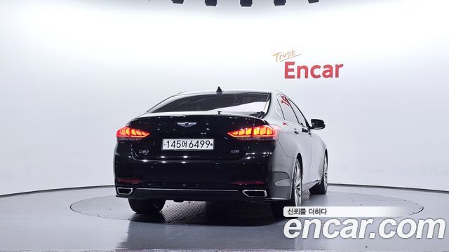 Hyundai Genesis из Кореи Encar