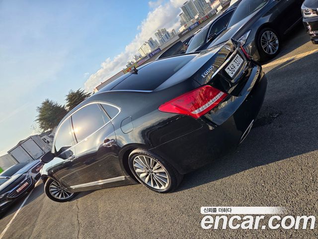 Hyundai Equus из Кореи Encar