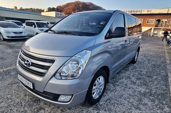 Hyundai Starex 12-Seater Wagon Smart — пробег 137 538 км — фото 2 из 5