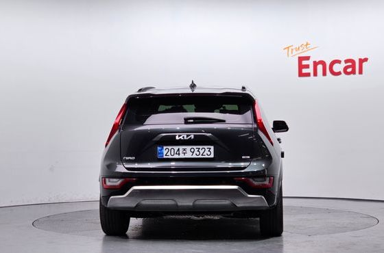 Kia Niro Prestige — пробег 97 196 км — фото 4 из 5