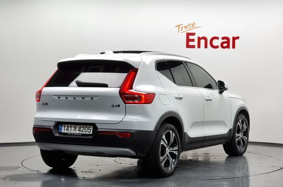 Volvo XC40 B4 Inscription — пробег 54 224 км — фото 2 из 5