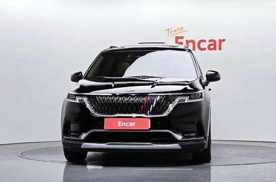 Kia Carnival 9-Seater Signature — пробег 148 518 км — фото 3 из 5