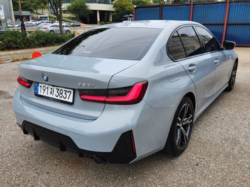 BMW 3-Series 320i M Sport — пробег 2 550 км — фото 3 из 5