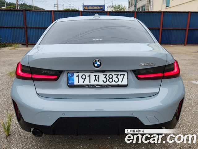 BMW 3-Series 320i M Sport — пробег 2 550 км — фото 4 из 5