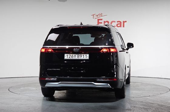 Kia Carnival 9-Seater Noblesse — пробег 40 365 км — фото 4 из 5