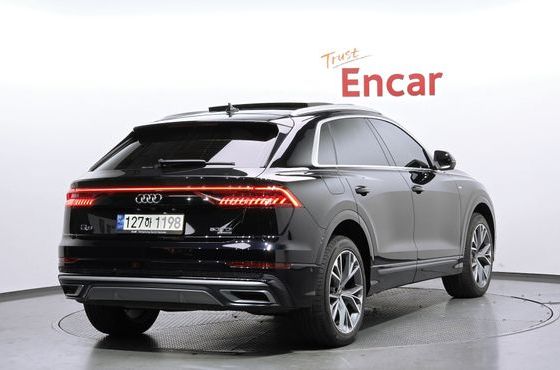 Audi Q8 50 TDI Quattro Premium — пробег 109 858 км — фото 2 из 5