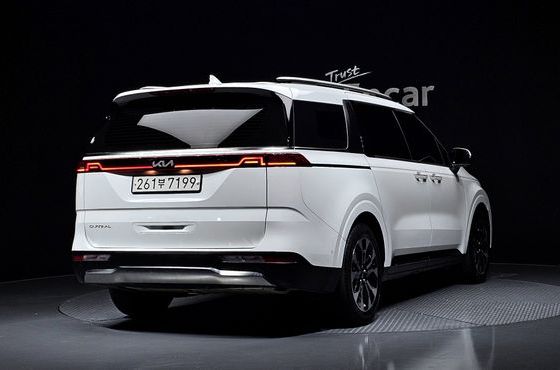 Kia Carnival 9-Seater Noblesse — пробег 66 955 км — фото 2 из 5