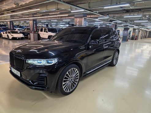 BMW X7 xDrive 40i Design Pure Excellence 7-Seater — пробег 77 000 км — фото 2 из 5