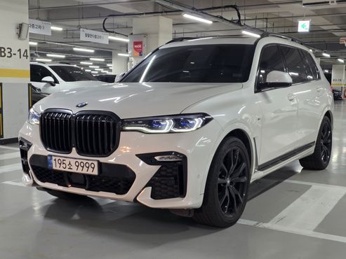 BMW X7 xDrive 40i M Sport 6STR — пробег 93 000 км — фото 1 из 5