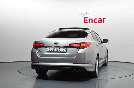 Kia K5 2.0 Luxury — пробег 88 875 км — фото 4 из 5