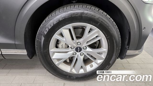 Genesis GV70 из Кореи Encar