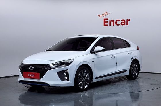 Hyundai Ioniq Q — пробег 122 955 км — фото 1 из 5