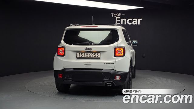 Jeep Renegade 1.3 Limited — пробег 48 942 км — фото 4 из 5