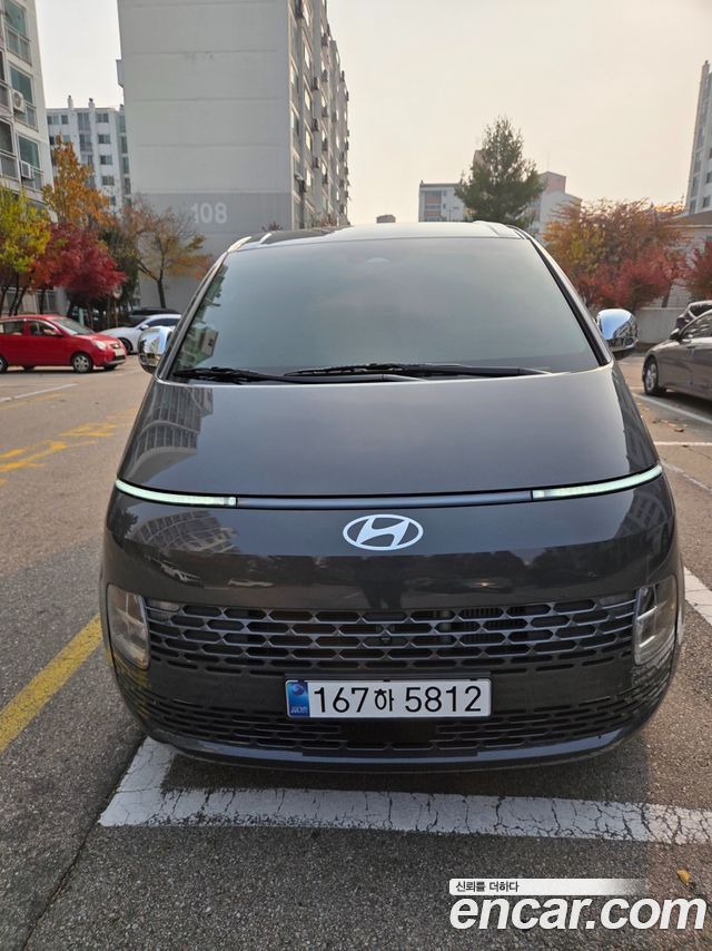 Hyundai Staria Tourer 9-Seater Modern — пробег 16 000 км — фото 1 из 5