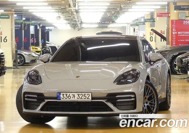Porsche Panamera 2.9 AWD Platinum Edition — пробег 22 000 км — фото 3 из 5