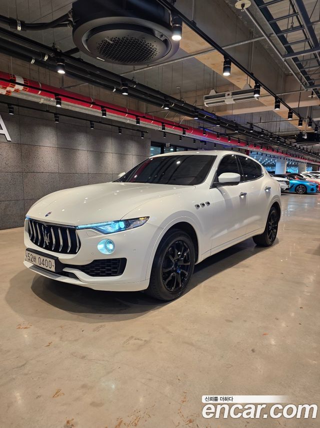 Maserati Levante 3.0 Diesel AWD Luxury — пробег 140 000 км — фото 3 из 5