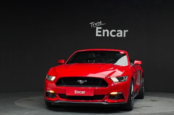 Ford Mustang GT Convertible — пробег 102 153 км — фото 3 из 5