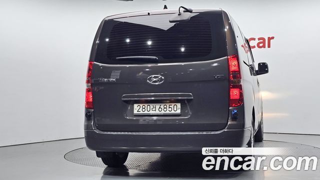 Hyundai Starex Urban 9-Seater Premium — пробег 97 297 км — фото 4 из 5