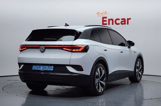 Volkswagen ID.4 Pro — пробег 56 060 км — фото 2 из 5
