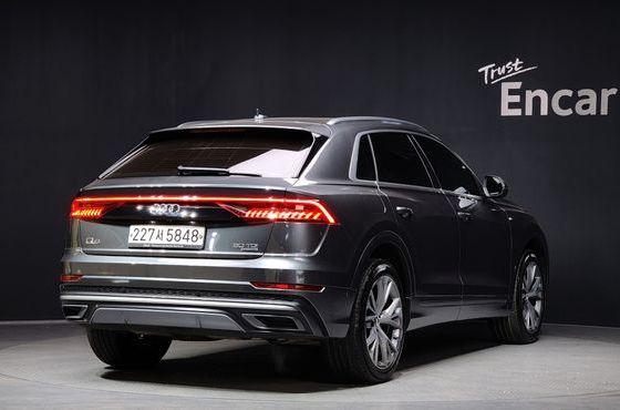 Audi Q8 50 TDI Quattro Premium — пробег 130 600 км — фото 2 из 5