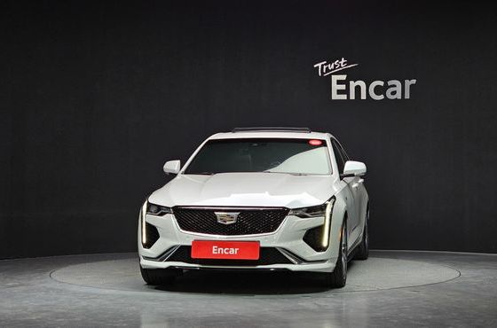 Cadillac CT4 2.0 Sport — пробег 38 977 км — фото 3 из 5