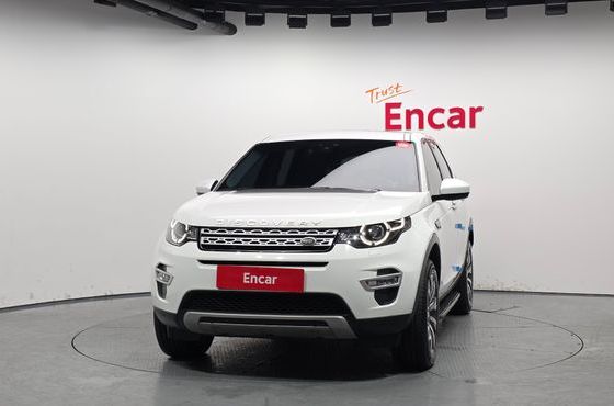 Land Rover Discovery Sport 2.0 TD4 HSE Luxury — пробег 137 096 км — фото 3 из 5