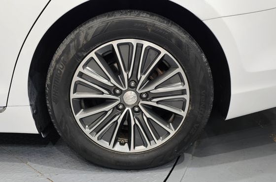 Hyundai Grandeur Exclusive Special — пробег 121 744 км — фото 5 из 5